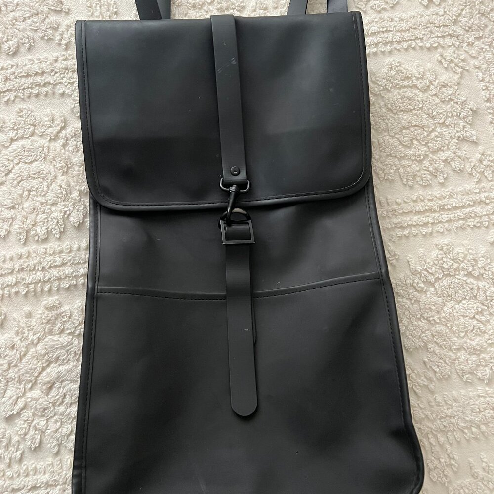 Rains Backpack